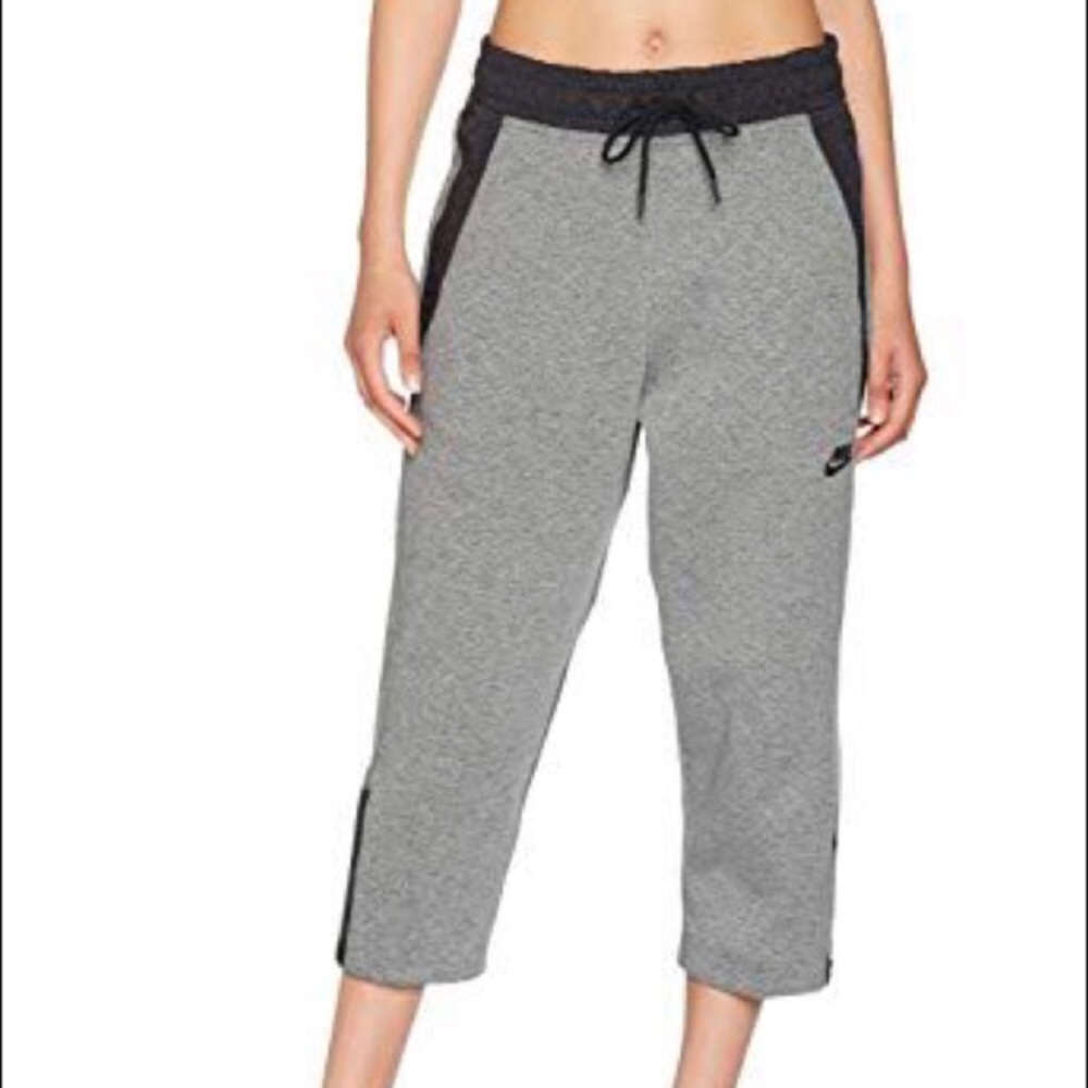 Nike Tech Pack Cropped Pant